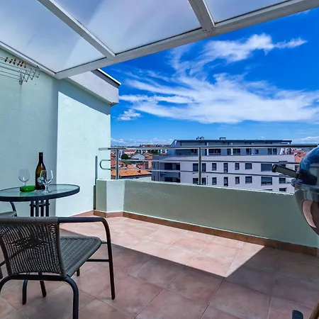 Διαμέρισμα Di Di Taj With Large Balcony And Bbq *